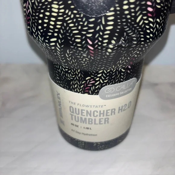 Stanley x Calia 40oz Quencher H2.0 Black Confetti Tumbler NWT - Picture 2 of 9